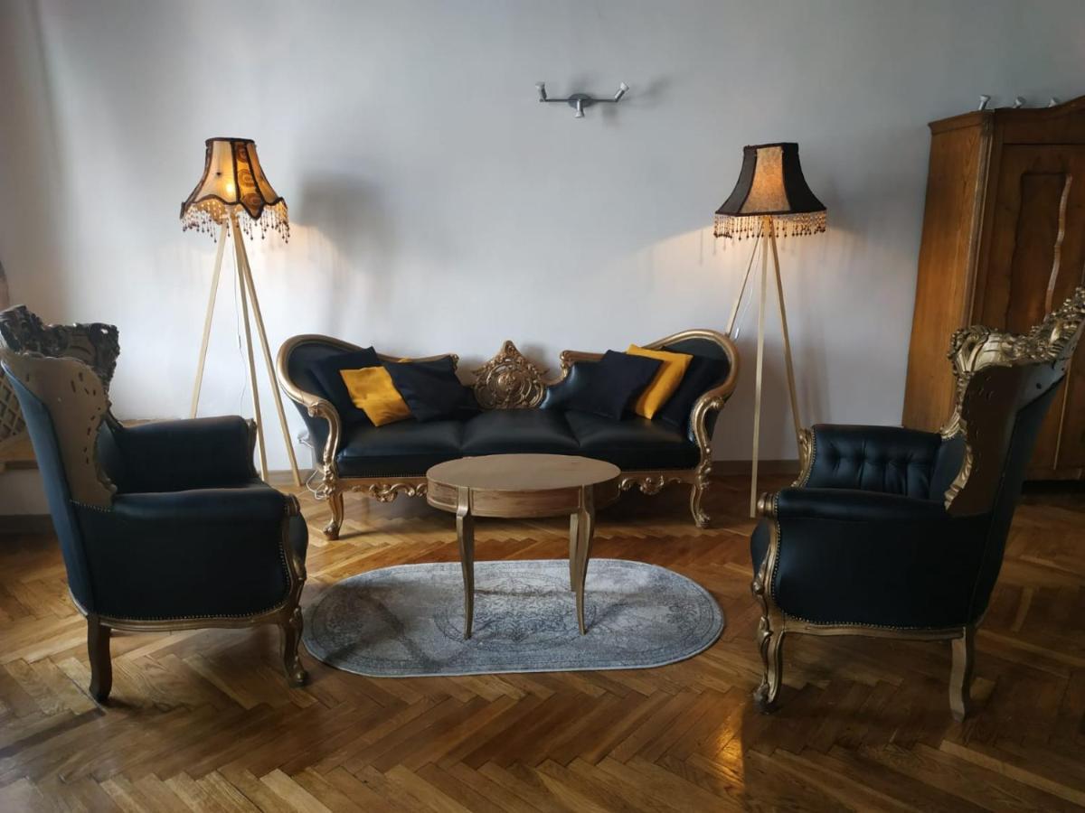 Main Square 18 King Apartament Красков Екстериор снимка